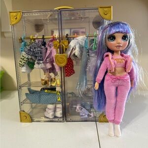 Rainbow High Deluxe Fashion Closet Playset with Doll, Clothes, Shoes and More!